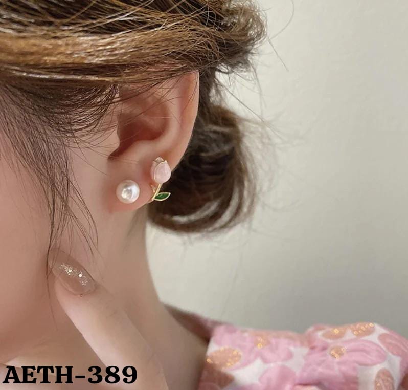 AETH389  Pearl Flower Tops Pair