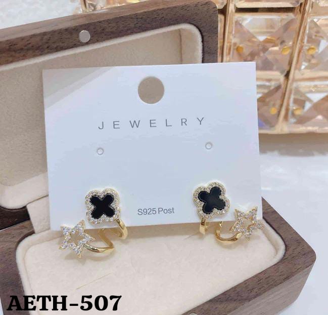 AETH507  Clover Stud Tops Pair
