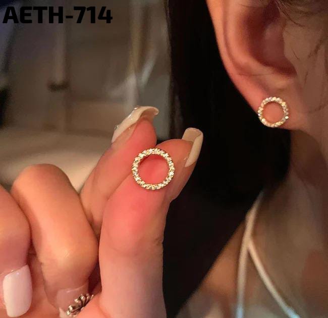 AETH714  Round Tops Pair
